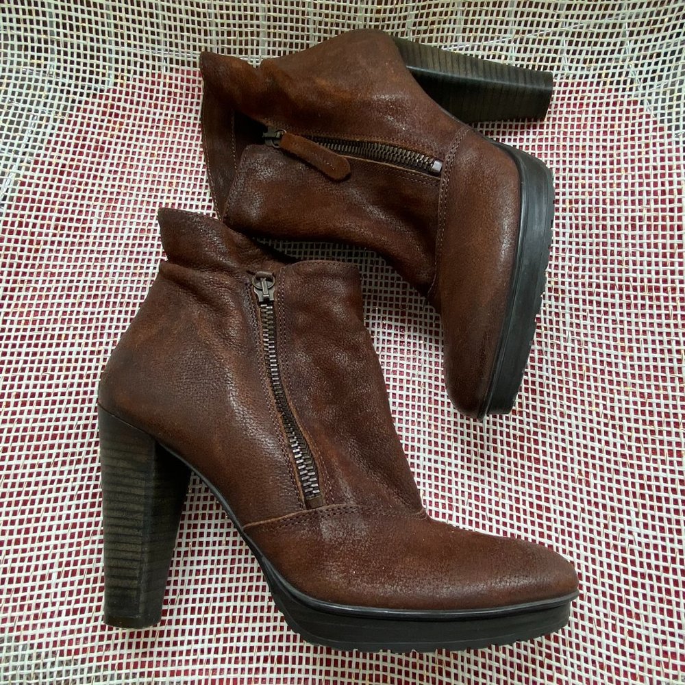Firenze 4" Heel Platform Bootie in Brown EU 38 or US 7.5